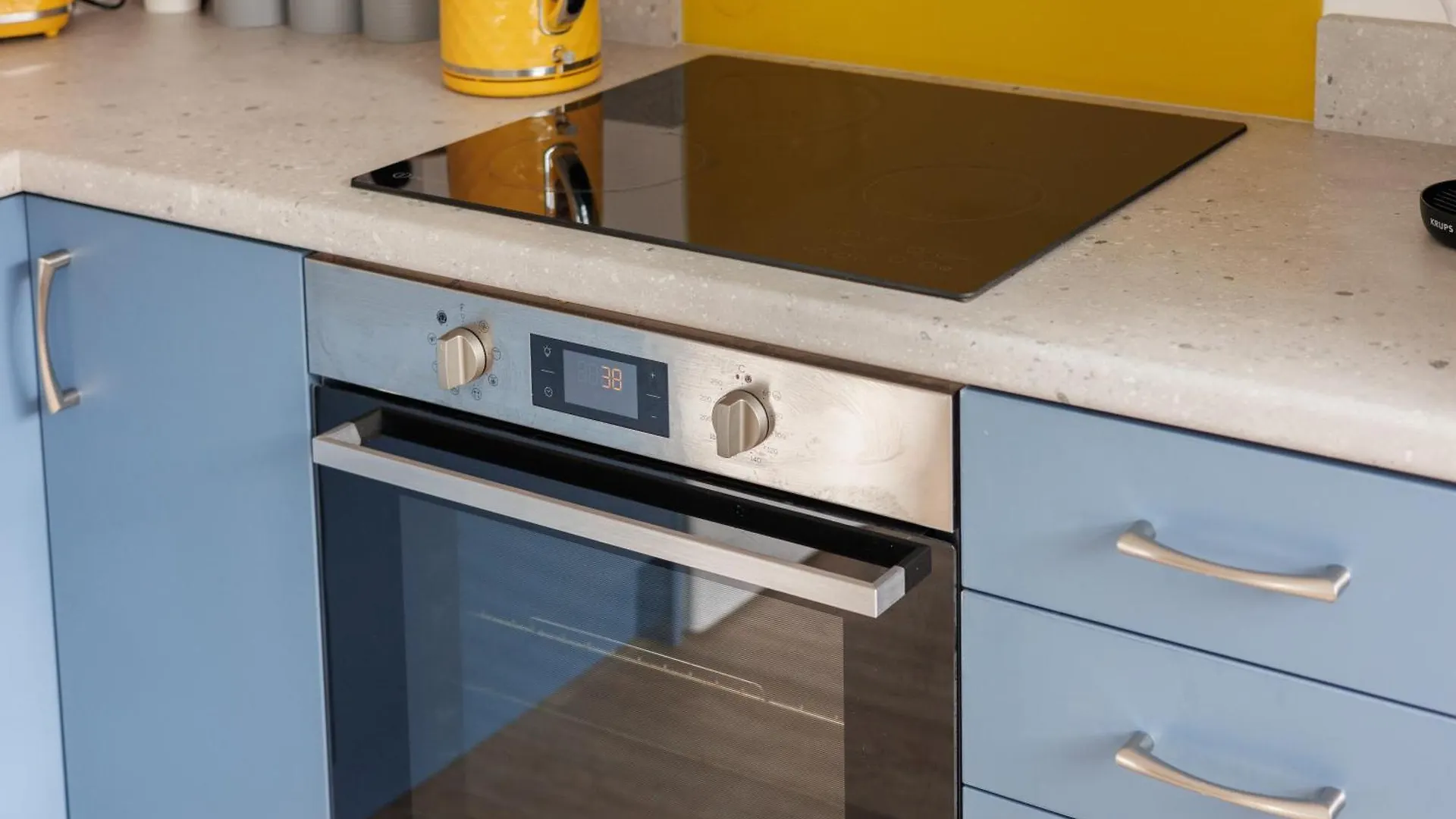 Belfast Boutique Apartment For 2 0*,